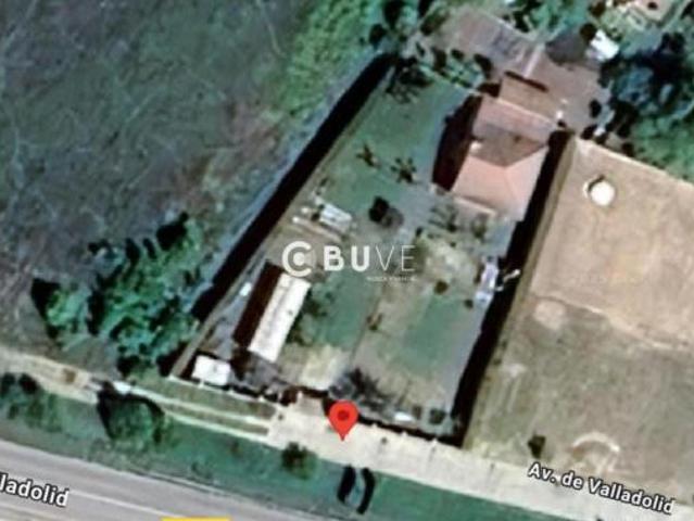 Chalet en venta en Tudela De Duero, Castilla y León