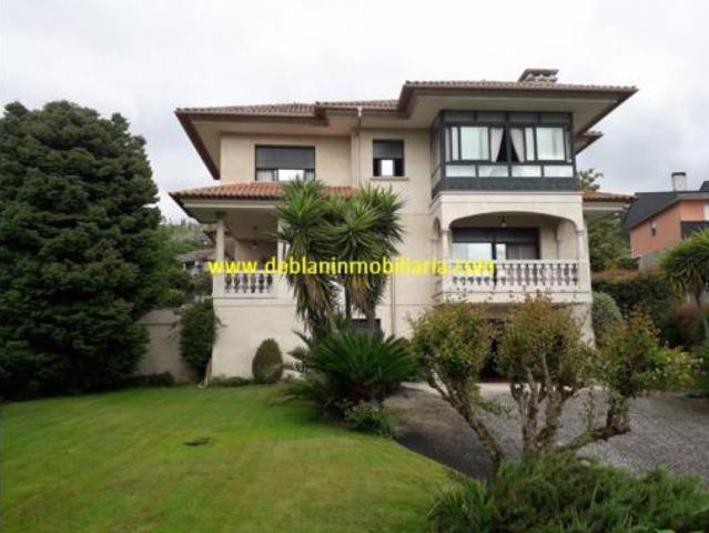 Chalet en venta en Pazos de Reis, O Baixo Miño