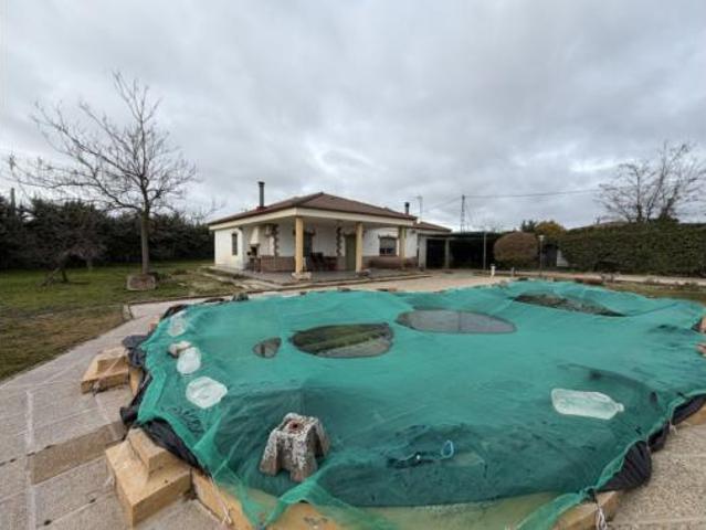 Chalet en venta en San Pedro, Úbeda
