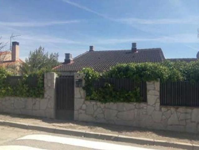 Chalet en venta en Caraquiz, Uceda