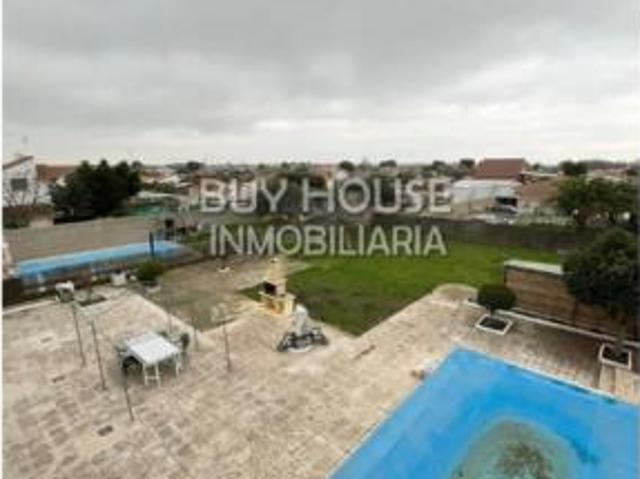 Chalet en venta en Ugena, Castilla-La Mancha