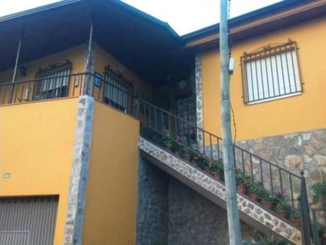 Chalet en venta en Urda, Castilla-La Mancha