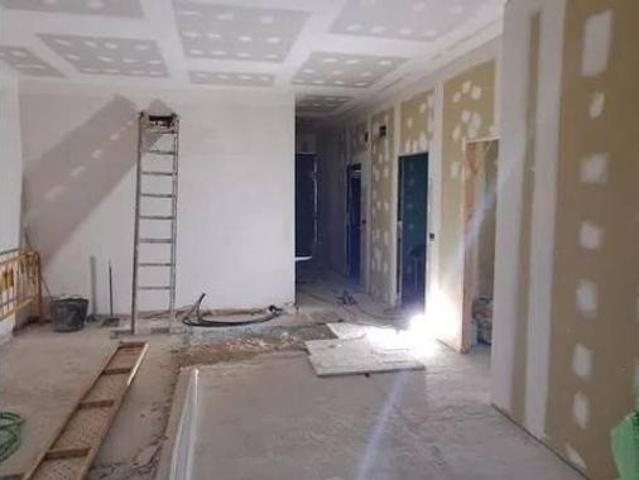 Chalet en venta en Utrera, Andalucía