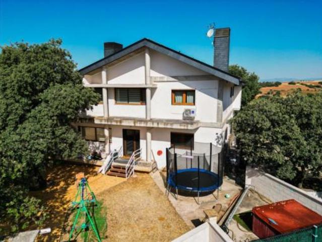 Chalet en venta en Sotolargo, Valdeaveruelo