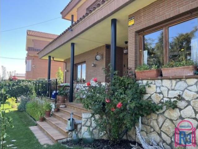 Chalet en venta en Valdefresno, Castilla y León
