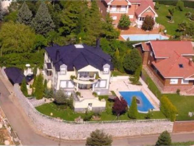 Chalet en venta en Valdefresno, Castilla y León