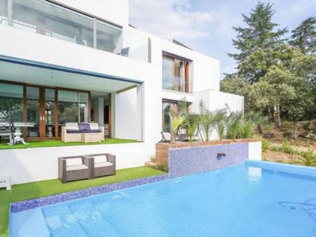 Chalet en venta en Cerro Alarcón, Valdemorillo