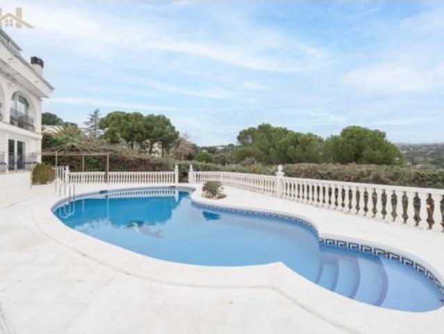 Chalet en venta en Navarredonda, Valdemorillo