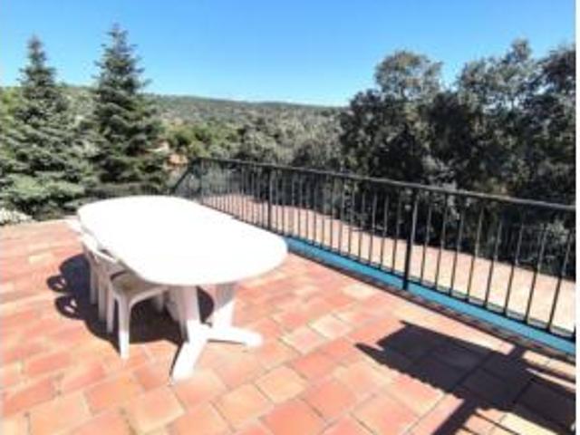 Chalet en venta en Valdemorillo, Urbanización Jarabeltrán