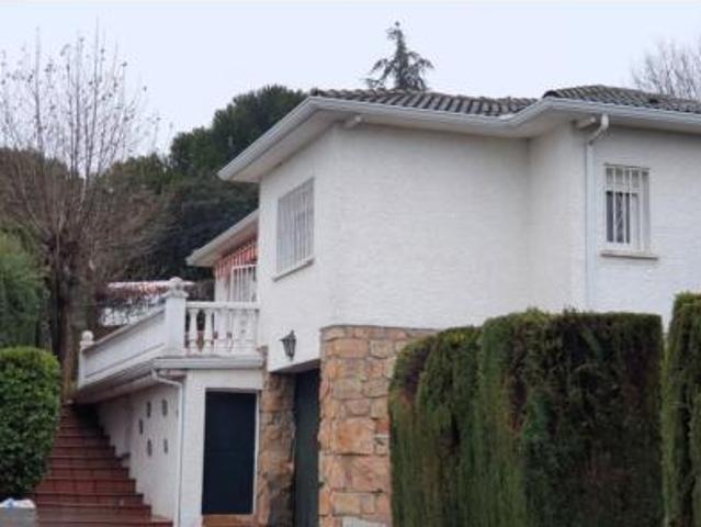 Chalet en venta en Navarredonda, Valdemorillo