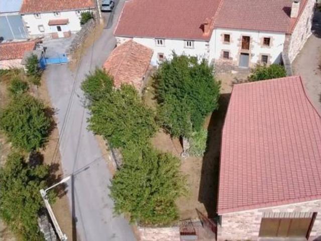Chalet en venta en Valdeolea, Cantabria