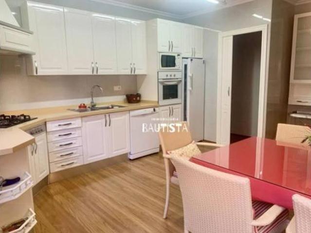 Villa en venta en Valdepeñas