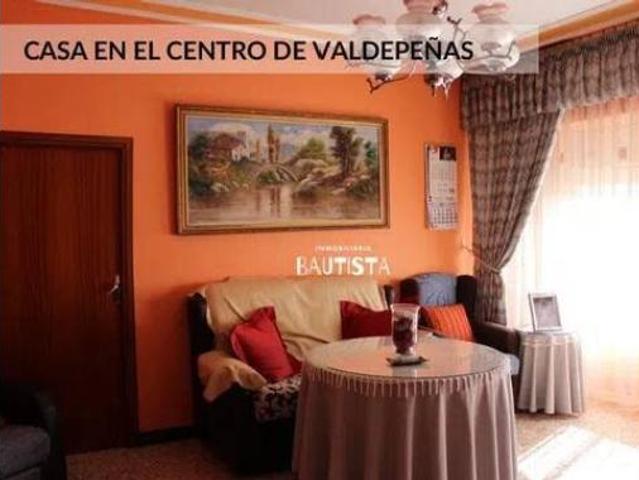 Chalet en venta en La Magdalena, Valdepeñas