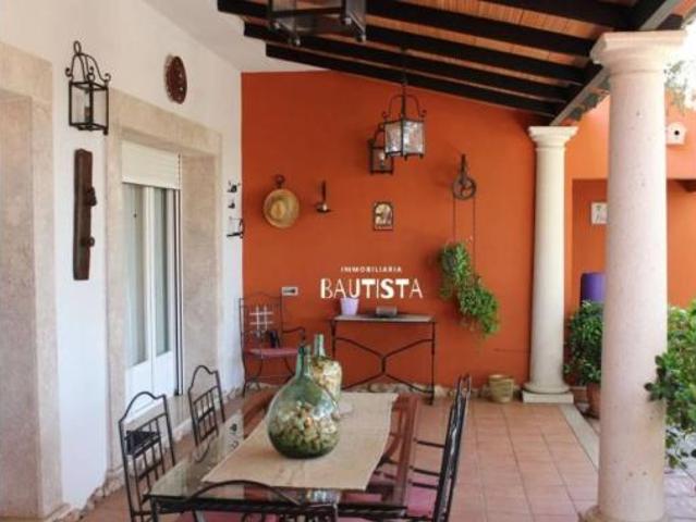 Villa en venta en Valdepeñas, Residencial Villas del Norte