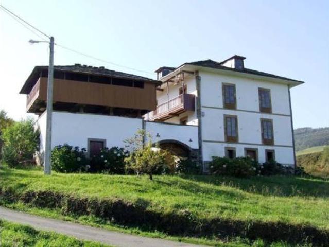 Chalet en venta en Valdés, Asturias
