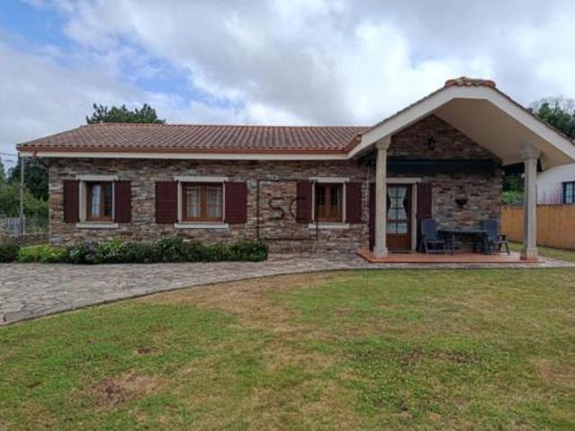 Chalet en venta en Meirás, Ferrol