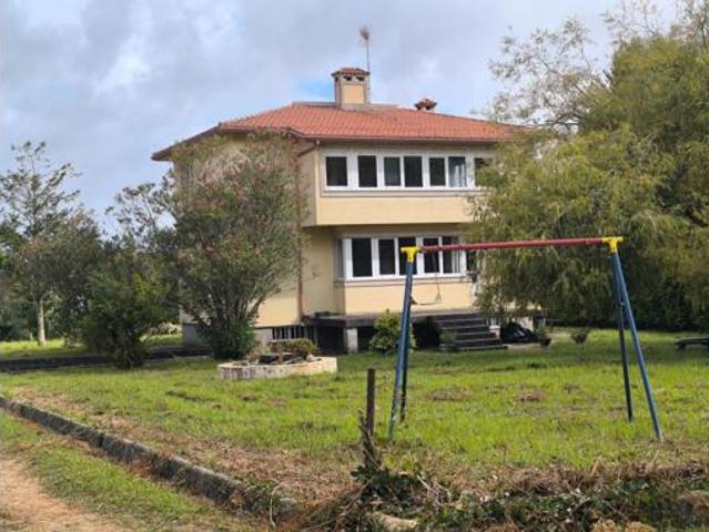 Chalet en venta en Lago, Ferrol