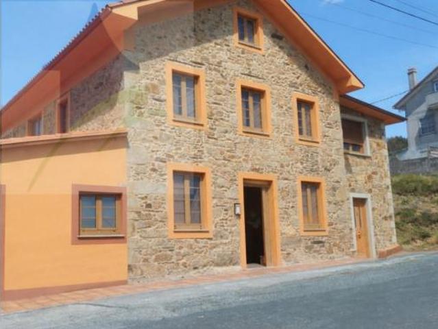 Chalet en venta en Meirás, Ferrol