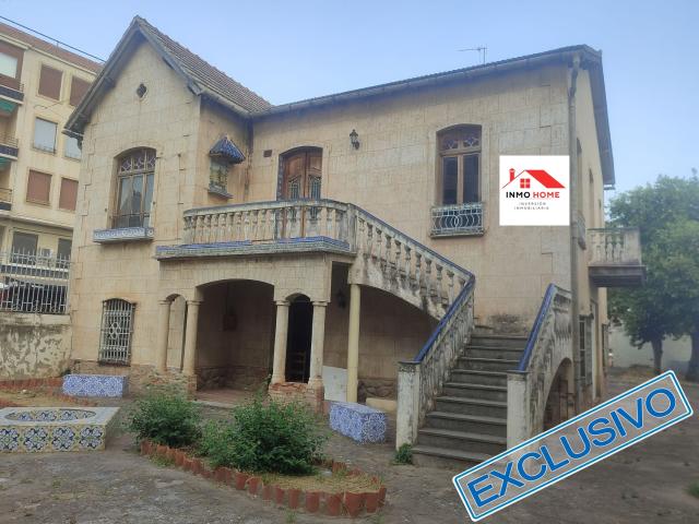Chalet en venta en La Serranía, Valencia