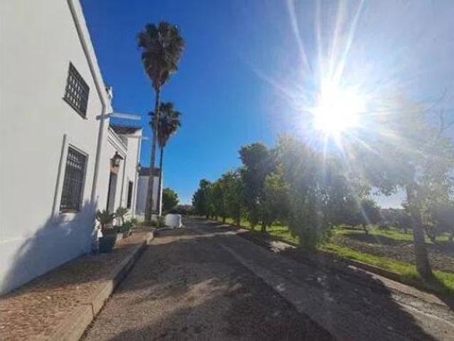 Chalet en venta en Valencina De La Concepción, Andalucía