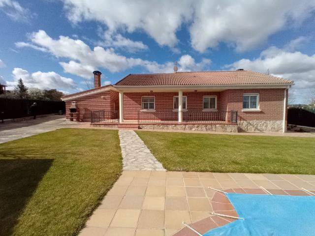 Villa en venta en Villanueva De Duero