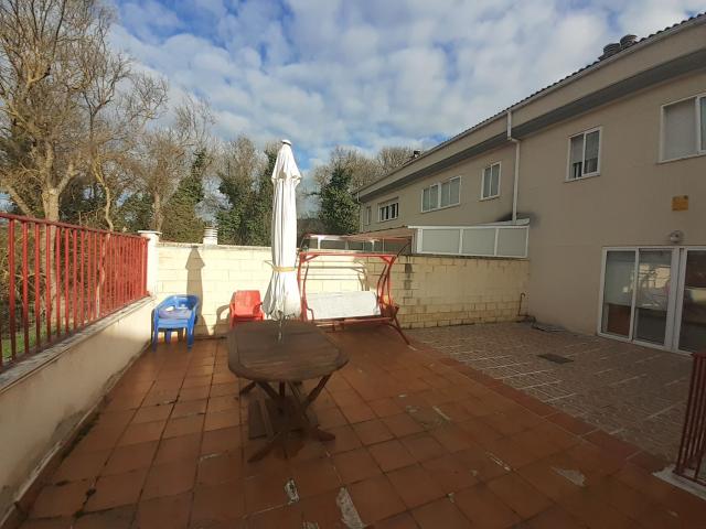 Villa en venta en Cabezón De Pisuerga