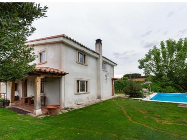 Chalet en venta en El Pinar, Valladolid