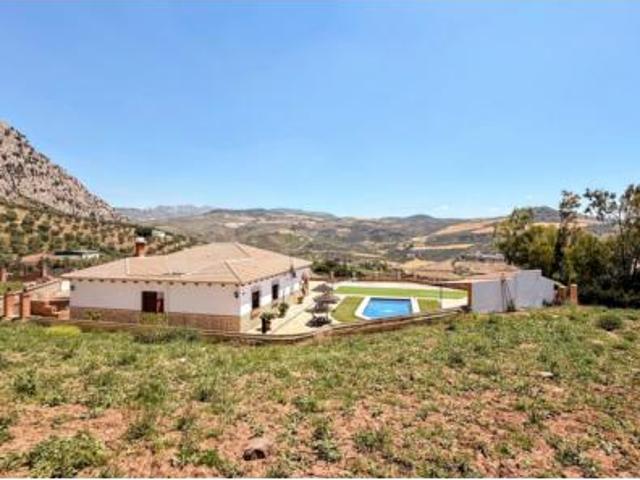 Chalet en venta en Valle De Abdalajís, Málaga