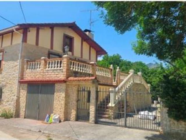Chalet en venta en Valle De Losa, Castilla y León