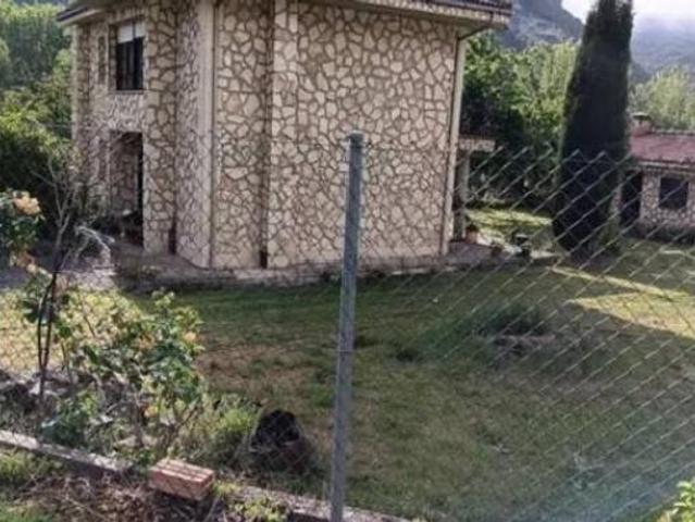 Chalet en venta en Valle De Sedano, Castilla y León