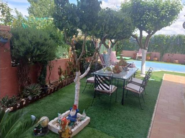 Chalet en venta en Valmojado, Castilla-La Mancha