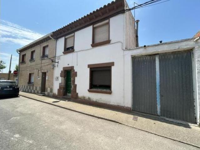 Chalet en venta en Valtierra, Navarra