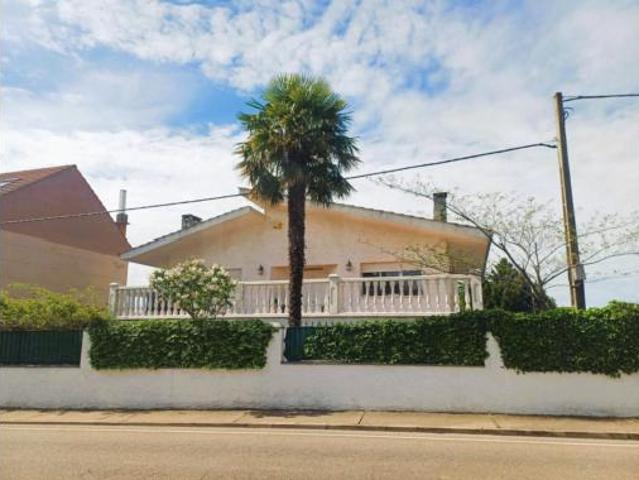 Chalet en venta en Montejos del Camino, Valverde De La Virgen