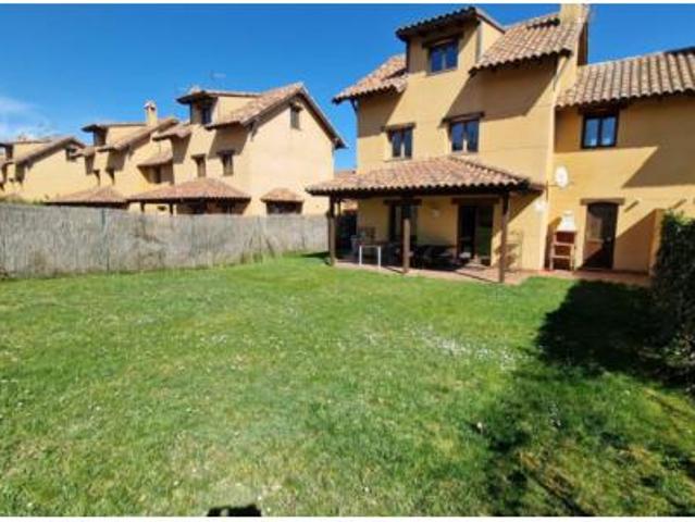 Chalet en venta en Valverde De La Virgen, Castilla y León