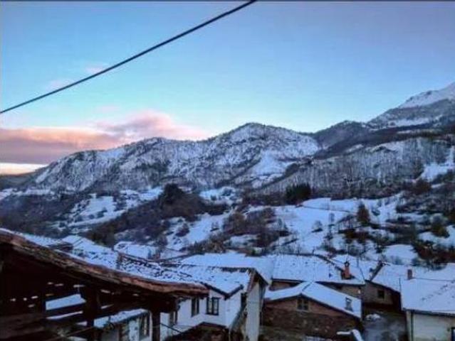 Chalet en venta en Vega De Liébana, Cantabria