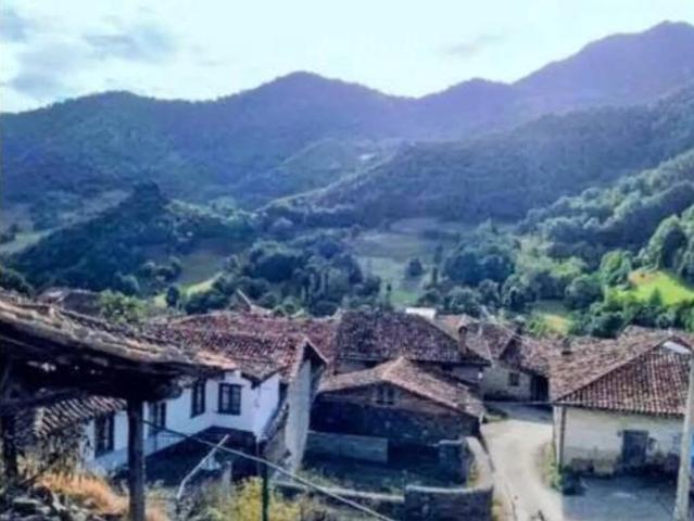 Chalet en venta en Vega De Liébana, Cantabria
