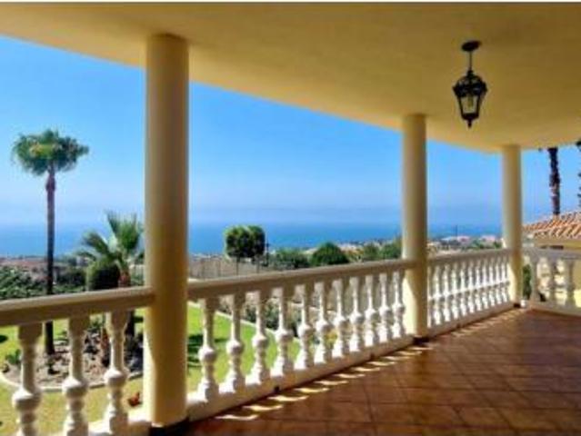 Villa en venta en Vélez-málaga, El Capitán