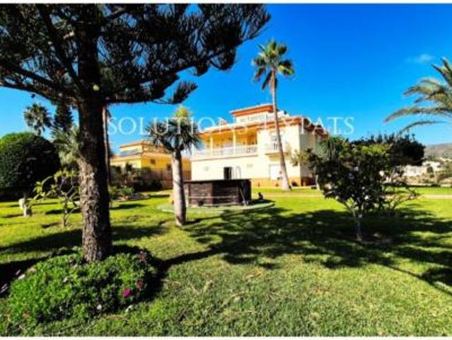 Chalet en venta en Benajarafe, La Axarquía