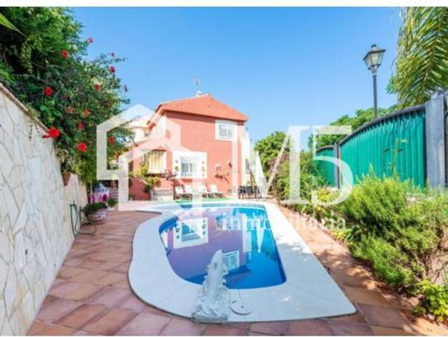Villa en venta en Vélez-málaga, El Tomillar