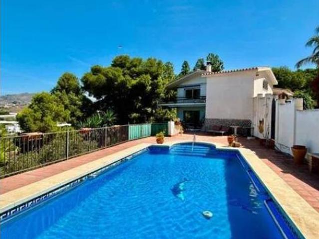 Chalet en venta en Mezquitilla, La Axarquía