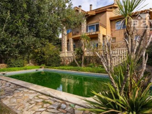Chalet en venta en Venturada, Madrid