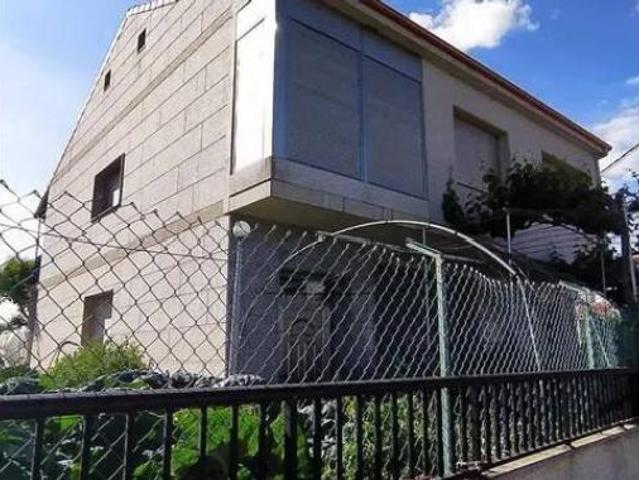 Chalet en venta en Verín