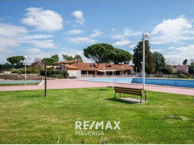 Villa en venta en Viana De Cega