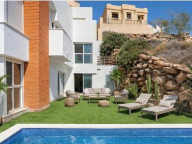 Chalet en venta en La Envía, Vícar