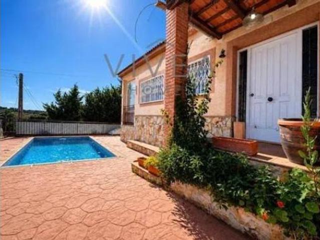 Chalet en venta en Terrafortuna, la Selva