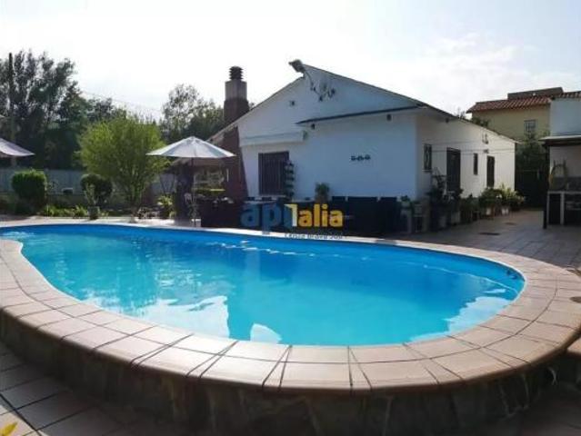 Chalet en venta en Terrafortuna, la Selva