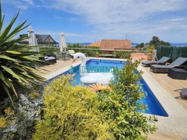 Chalet en venta en Coruxo, Vigo