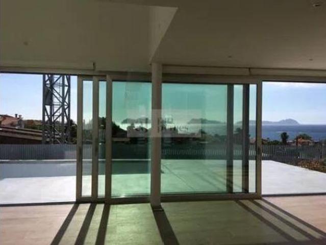 Chalet en venta en Os Liñares, Vigo