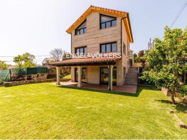 Chalet en venta en Lavadores, Vigo
