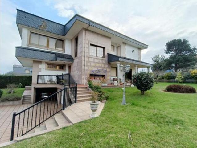 Chalet en venta en Vigo, Galicia